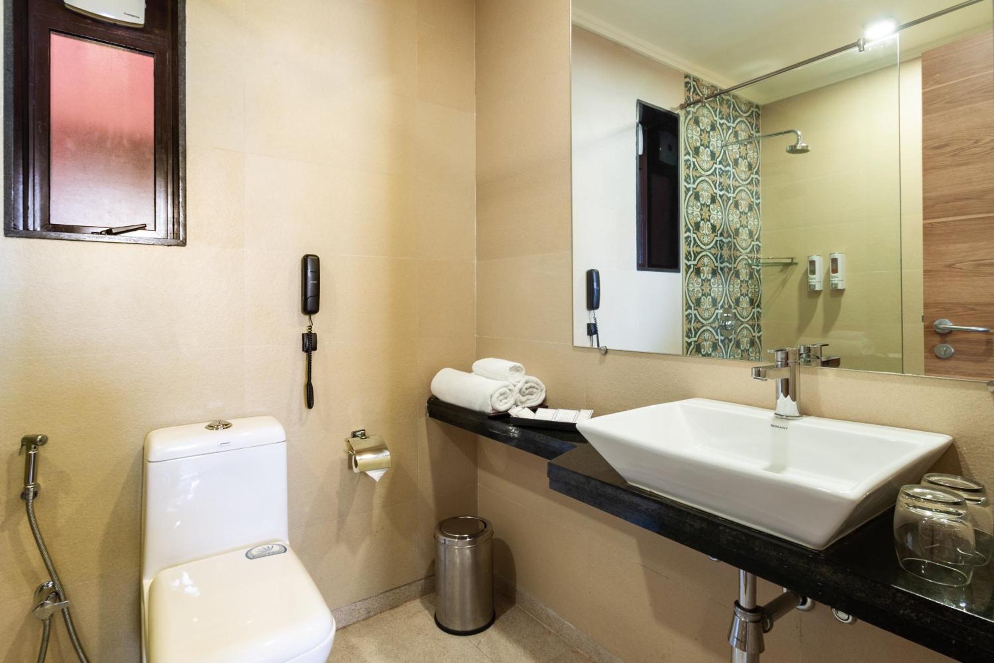 Somy Plaza Calangute Goa - Formerly Somy Resort Екстериор снимка