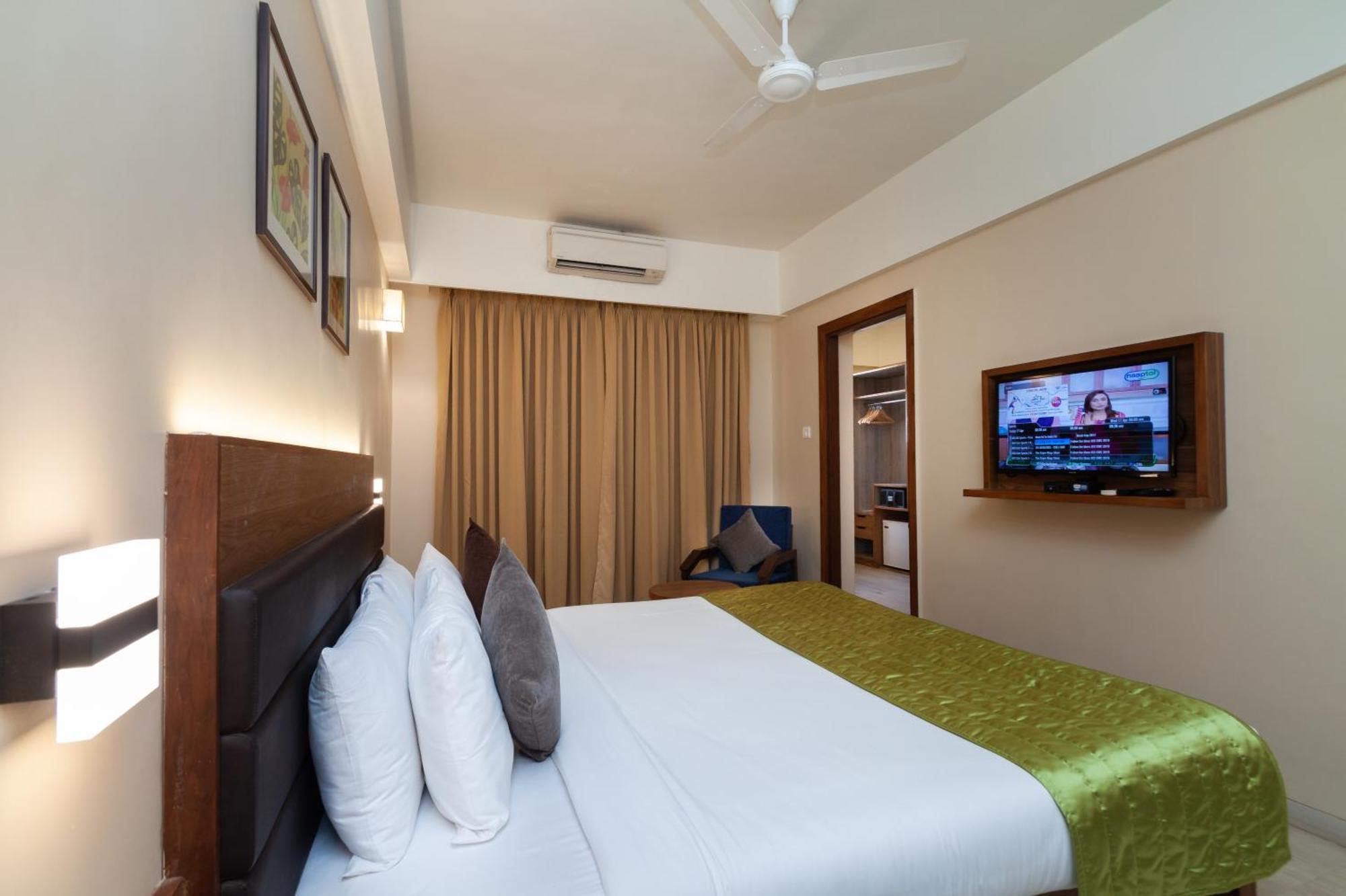 Somy Plaza Calangute Goa - Formerly Somy Resort Екстериор снимка
